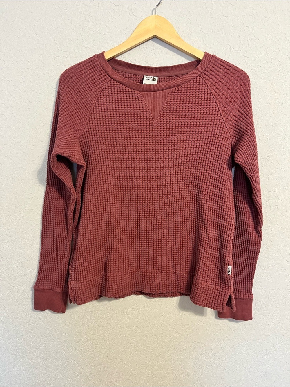 The North Face Chabot Waffle Knit Thermal Shirt Womens M Mesa Rose Cotton Long